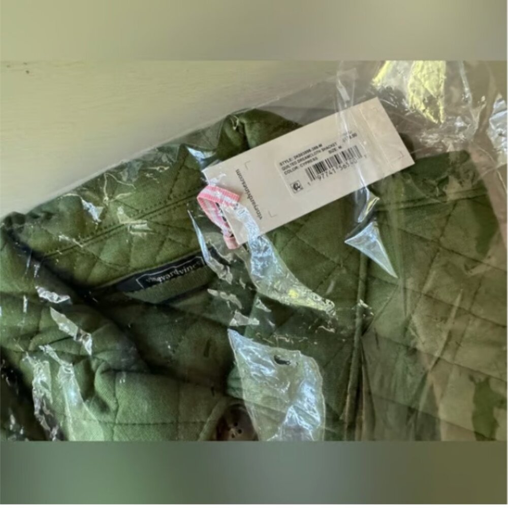 NWT vineyard vines Quilted Dreamcloth Shirt Jacket in Cypress - Picture 4 of 11